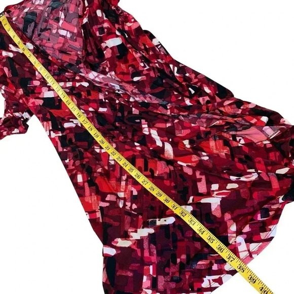 Liz Lange Maternity Long Sleeves Jersey Wrap Dress Size XL Red Black Abstract - Picture 15 of 16